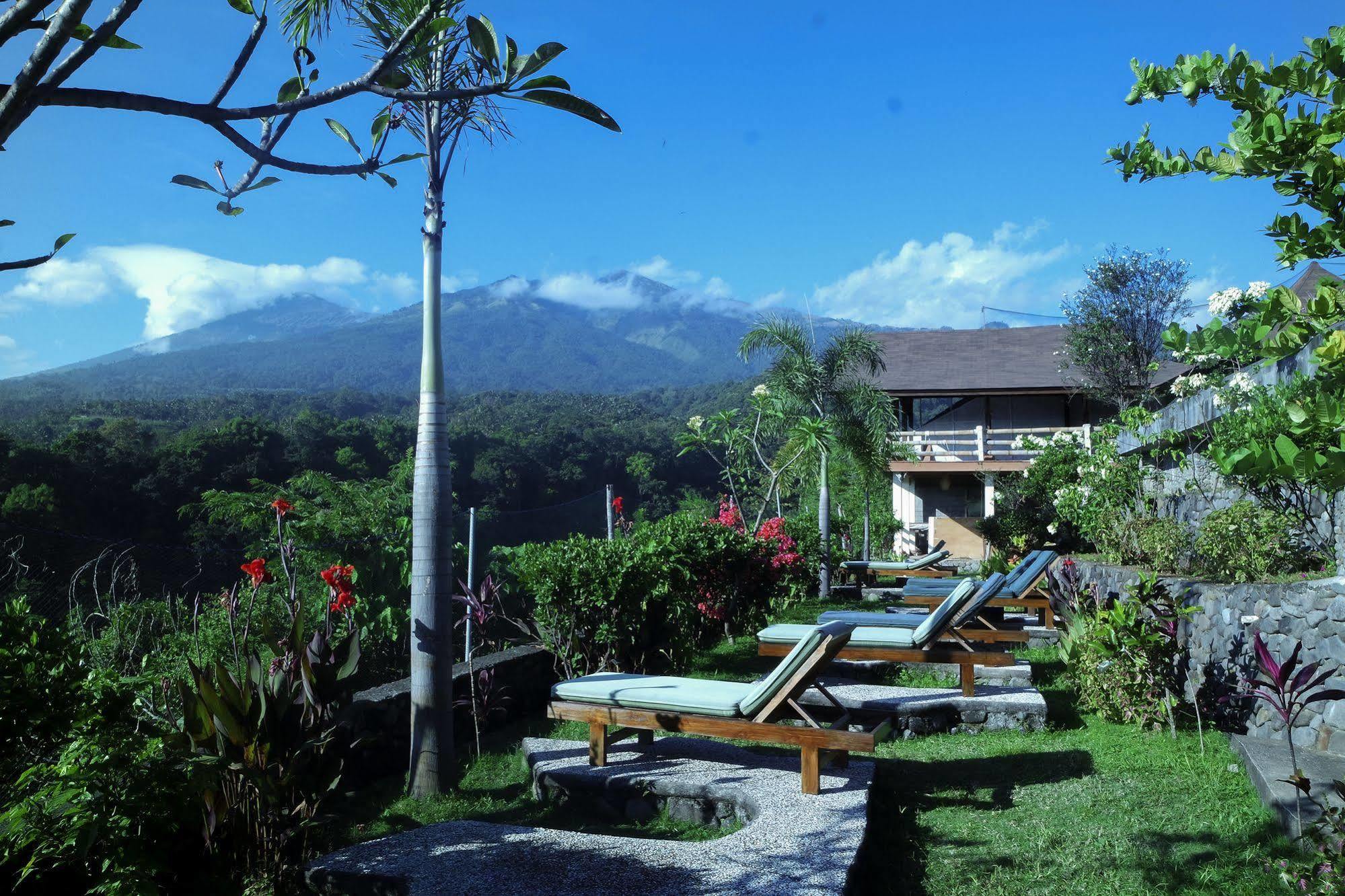 Rinjani Lodge Senaru Esterno foto